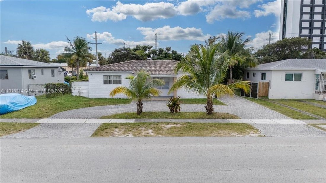 House in Miami, Florida, United States 3 - 17202500