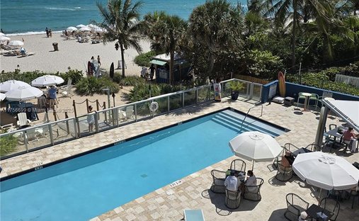 Condo in Sunny Isles Beach, Florida, United States 1