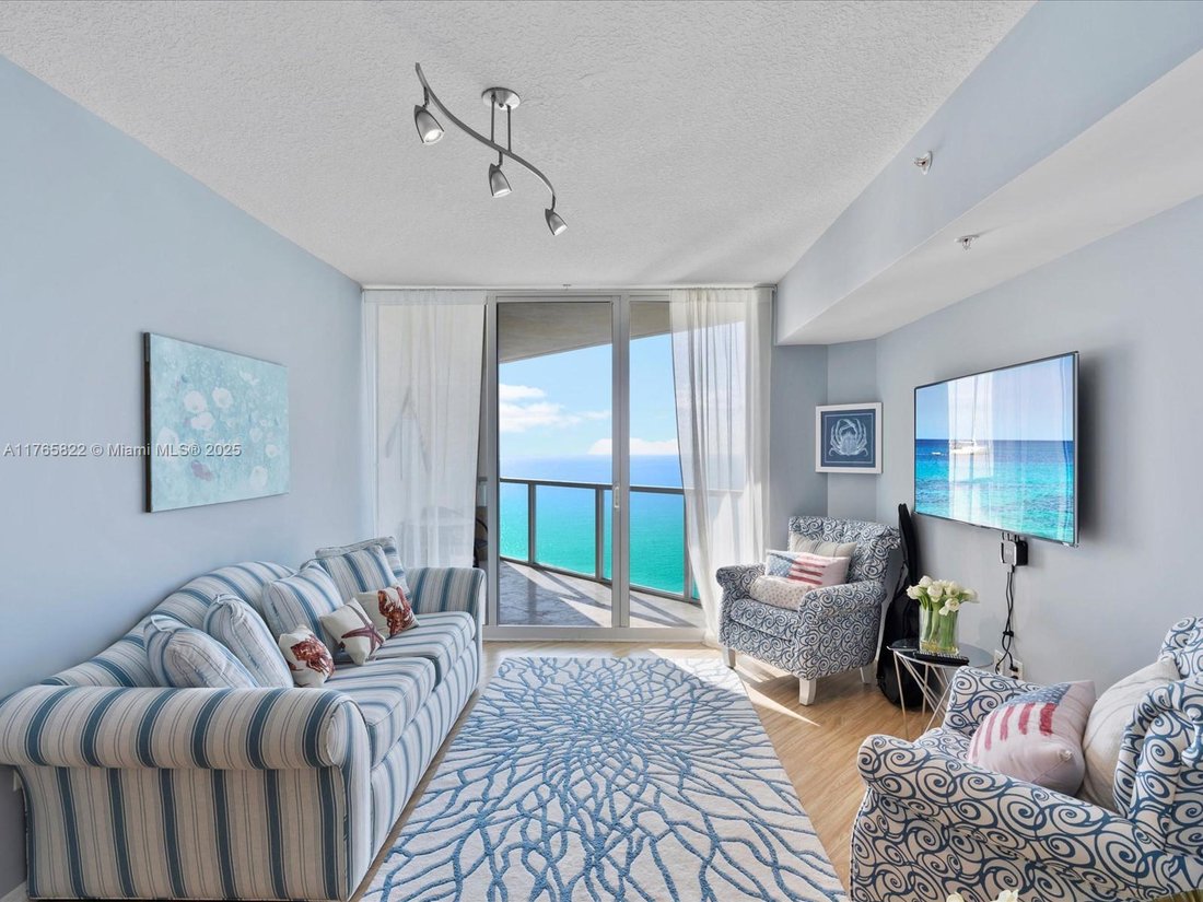 Condo in Sunny Isles Beach, Florida, United States 2 - 17202813