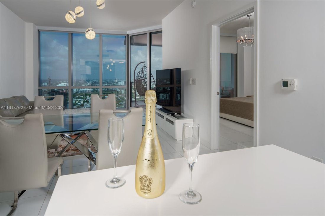 Condo in Miami, Florida, United States 1 - 17202738