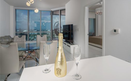 Condo in Miami, Florida, United States 1