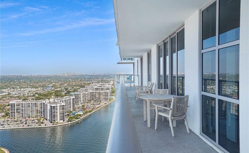 Condo in Hollywood, Florida, United States 1