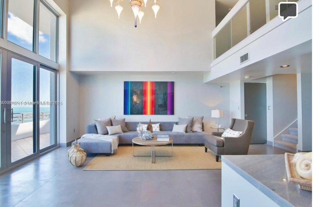 Condo in Miami, Florida, United States 3 - 17203858