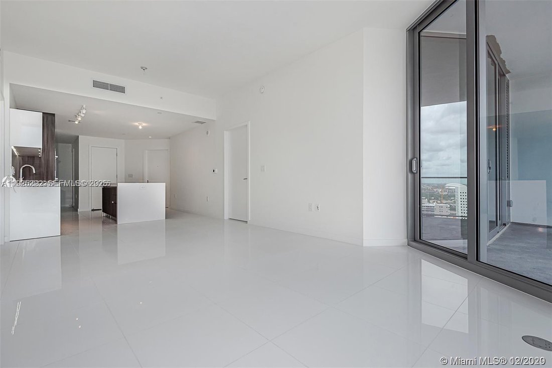 Condo in Miami, Florida, United States 5 - 17203335