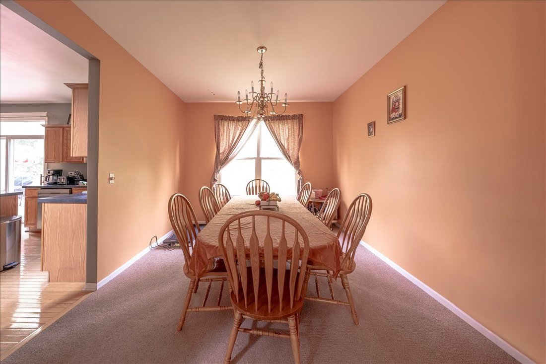 House in Campton Hills, Illinois, United States 4 - 17204333
