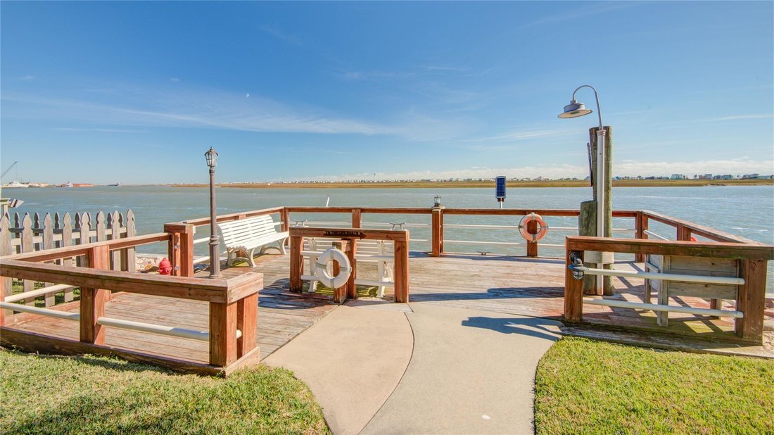 House in Freeport, Texas, United States 5 - 17209440