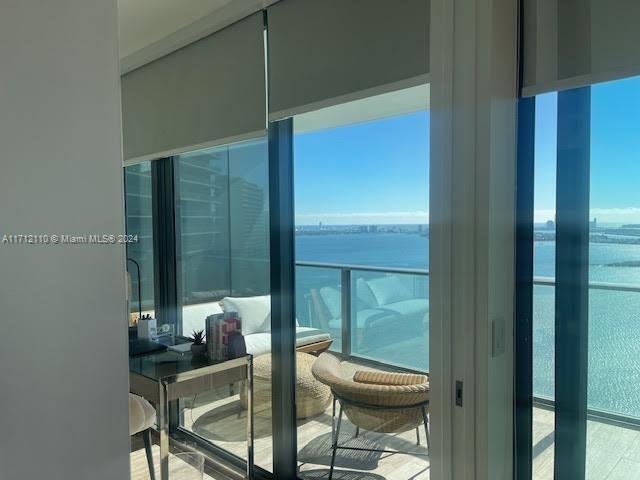 Condo in Miami, Florida, United States 2 - 17207298