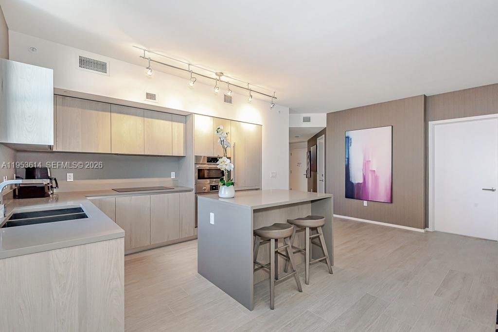 Condo in Hollywood, Florida, United States 2 - 17202313
