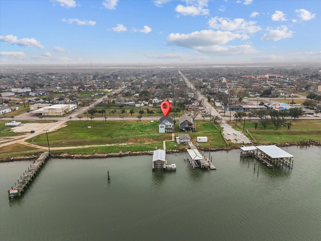 House in Freeport, Texas, United States 1 - 17207818