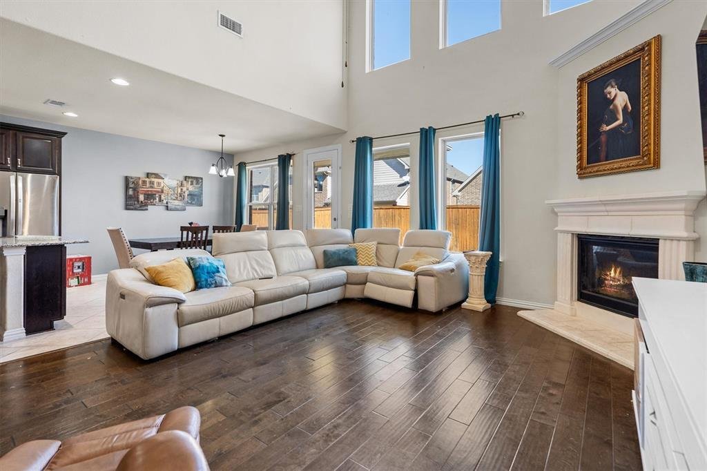 House in Grand Prairie, Texas, United States 3 - 17213806