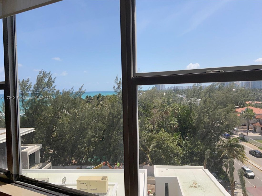 Condo in Hallandale Beach, Florida, United States 4 - 17205211