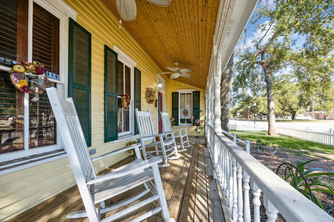 House in Sealy, Texas, United States 4 - 17208580
