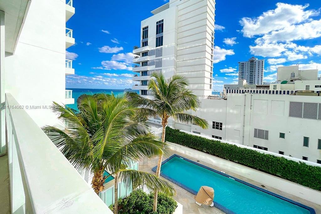 Condo in Miami Beach, Florida, United States 1 - 17202384