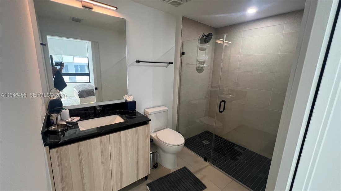 Condo in Miami, Florida, United States 5 - 17202067