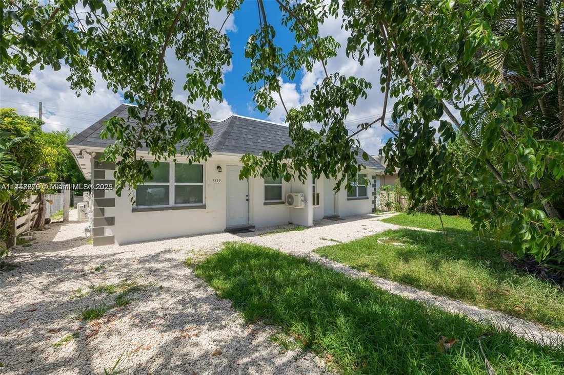 Wilton Manors, Florida, United States 2 - 17202461