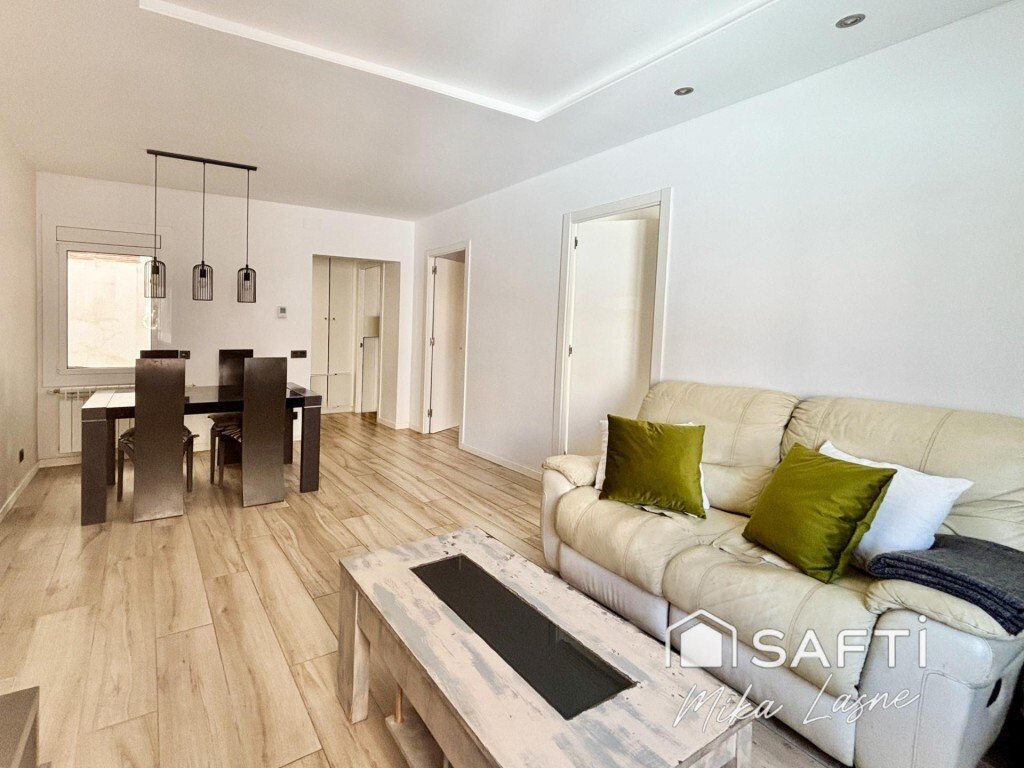 Apartment in Sarrià-Sant Gervasi, Barcelona, Spain 1 - 17218738