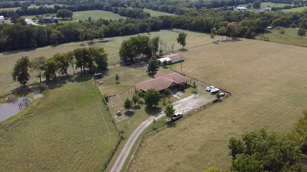 House in Bonham, Texas, United States 2 - 17212824