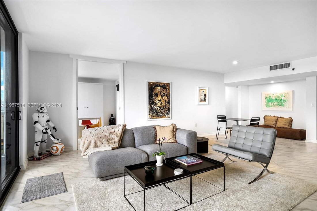 Condo in Miami Beach, Florida, United States 2 - 17202968