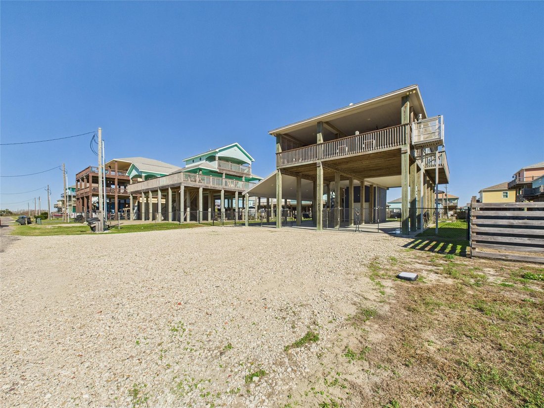 House in Bolivar Peninsula, Texas, United States 2 - 17208752