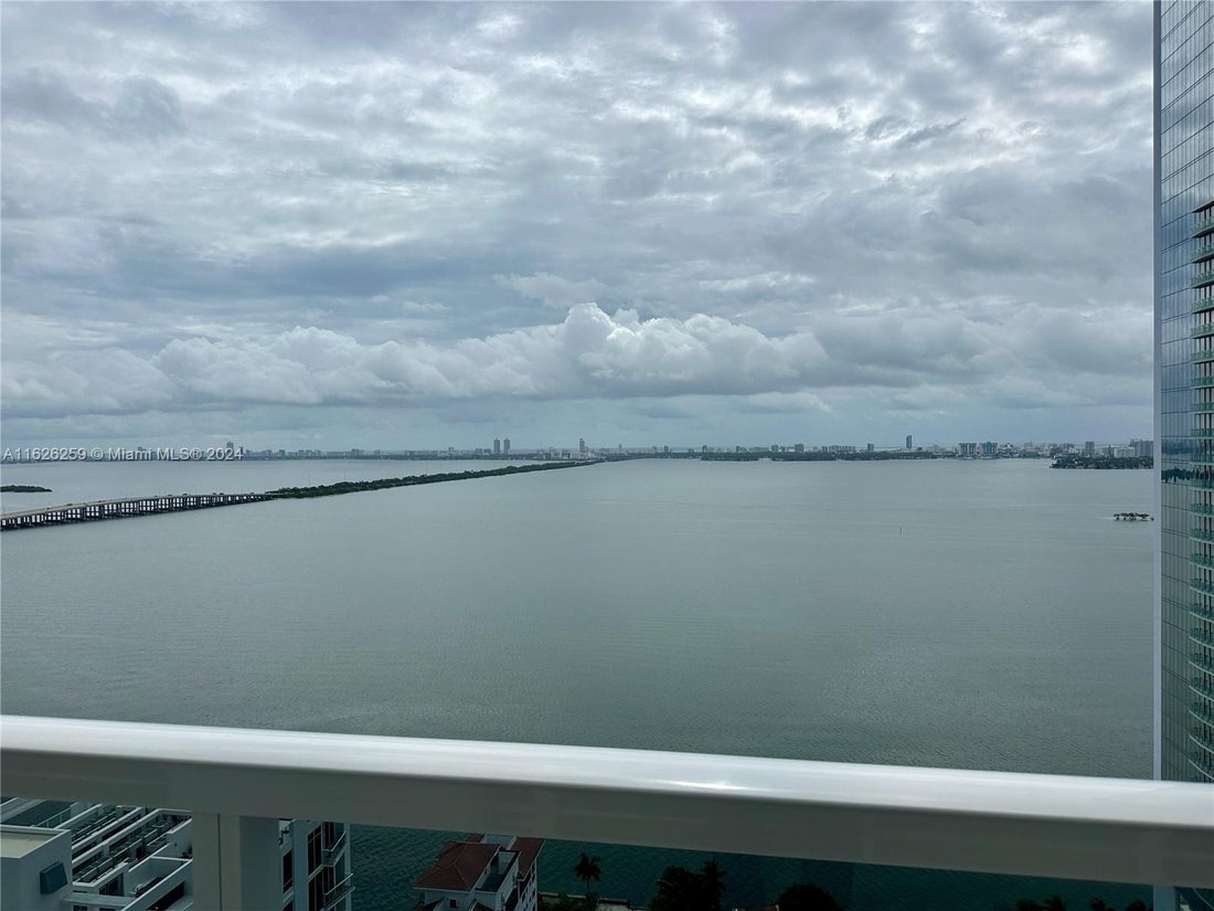 Condo in Miami, Florida, United States 2 - 17202858