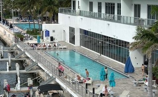Condo in Hollywood, Florida, United States 1