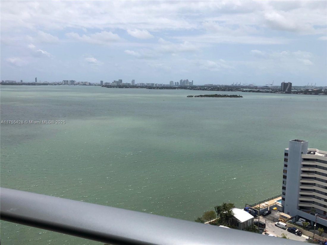 Condo in Miami, Florida, United States 4 - 17202838