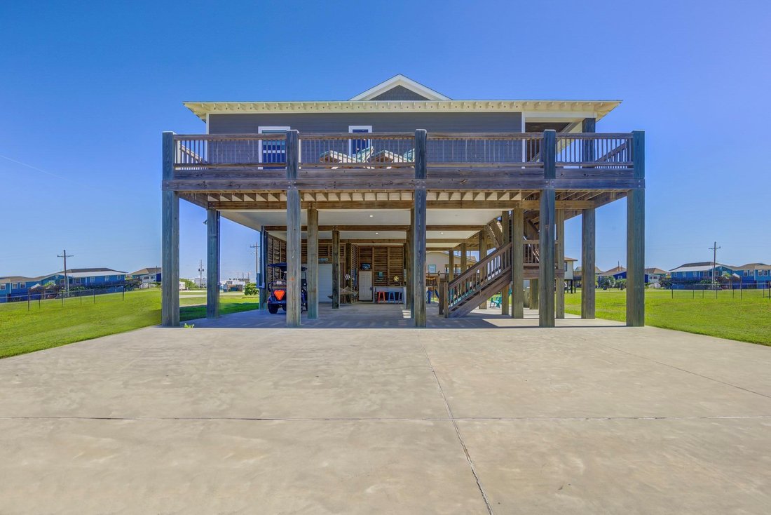 House in Bolivar Peninsula, Texas, United States 1 - 17209765