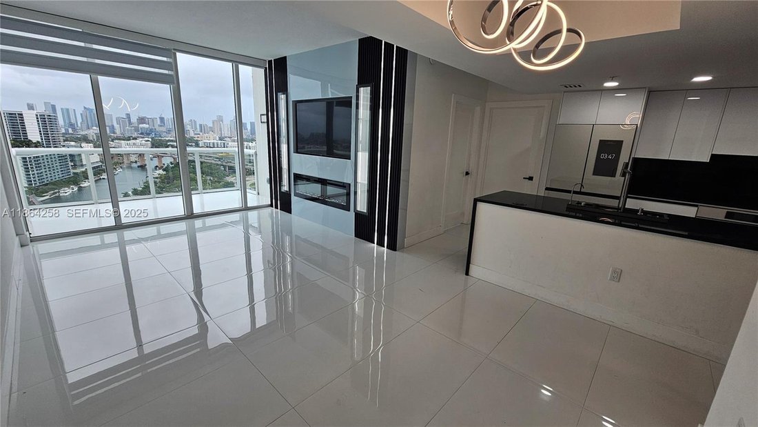Condo in Miami, Florida, United States 3 - 17206065