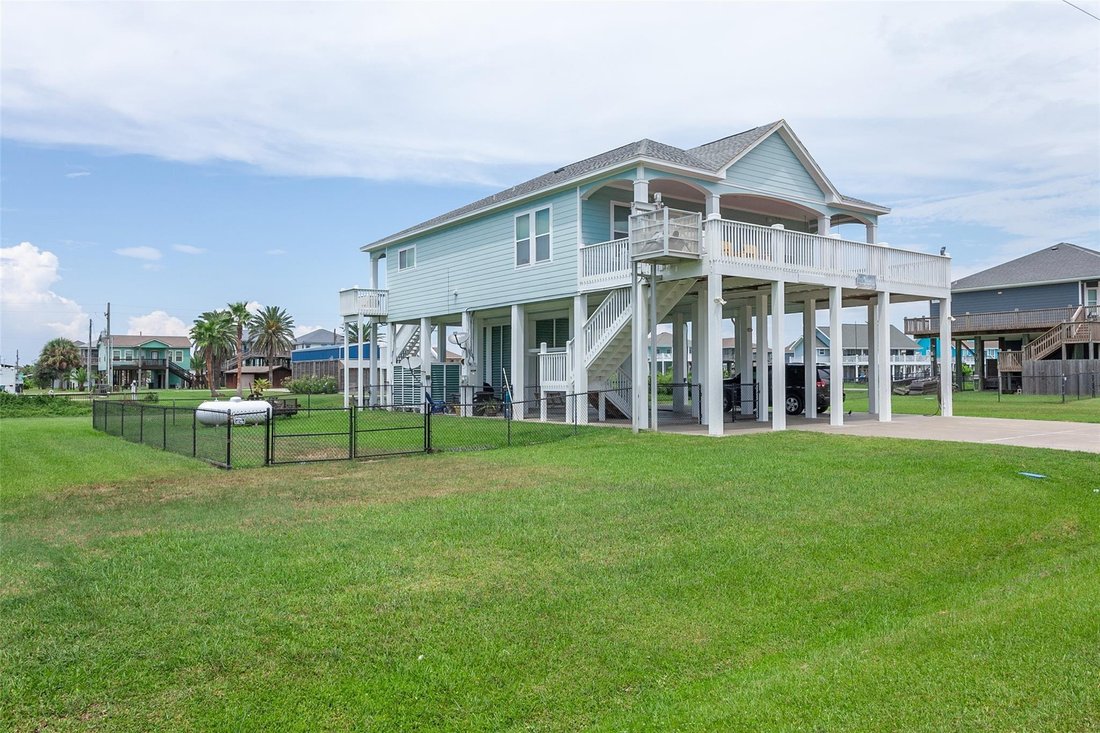 House in Bolivar Peninsula, Texas, United States 3 - 17209760