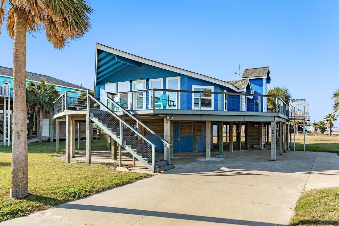 House in Freeport, Texas, United States 1 - 17209702