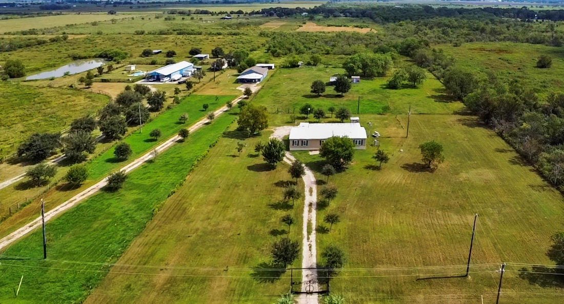 House in Beasley, Texas, United States 3 - 17210299