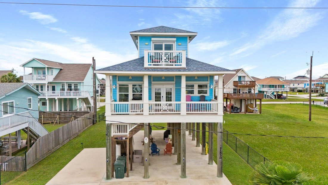 House in Galveston, Texas, United States 1 - 17210643