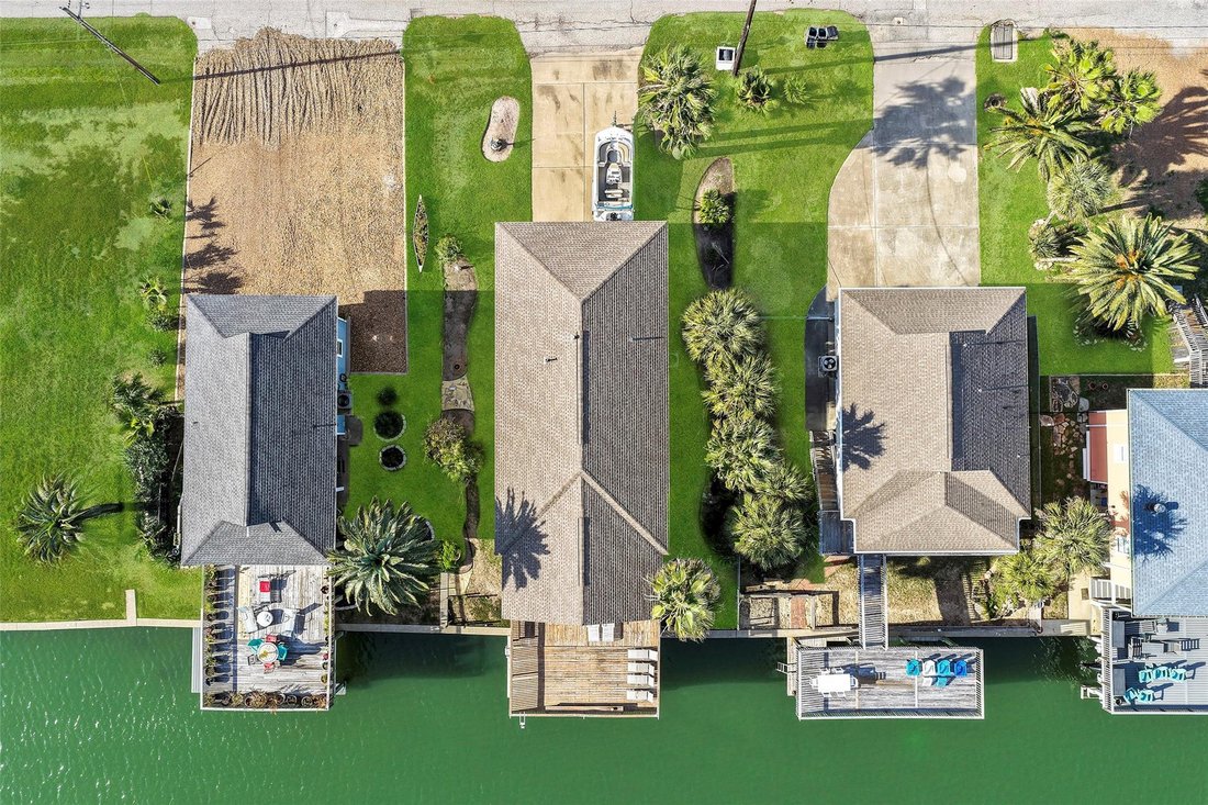 House in Galveston, Texas, United States 5 - 17208057