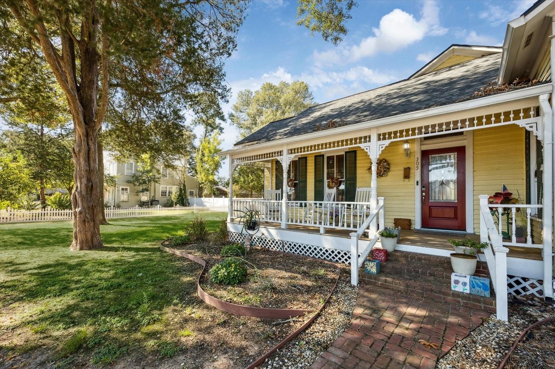 House in Sealy, Texas, United States 3 - 17208580