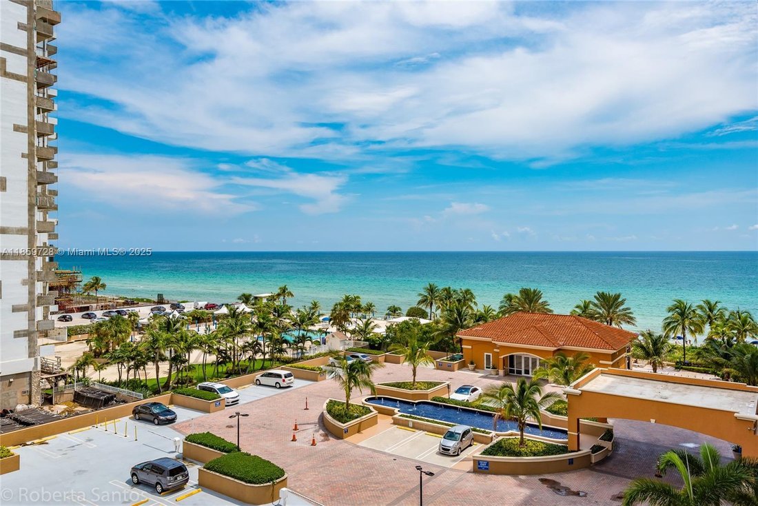 Condo in Hallandale Beach, Florida, United States 5 - 17205250