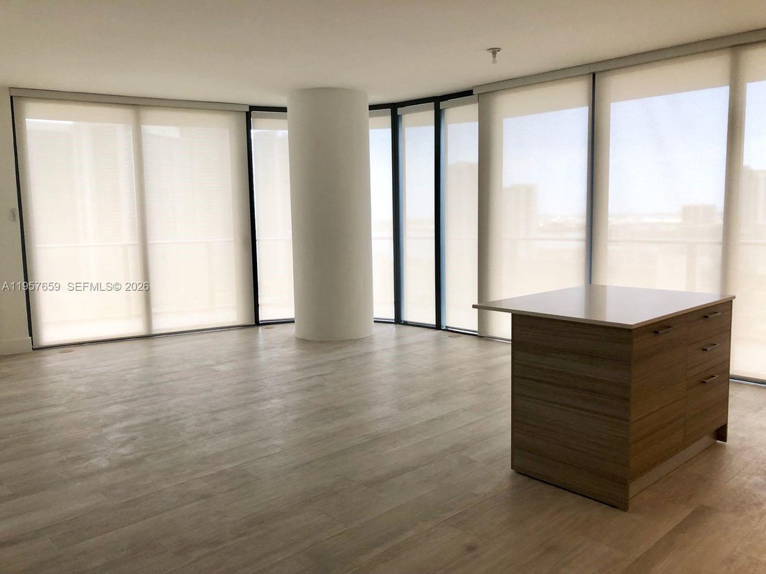 Condo in Miami, Florida, United States 3 - 17202992