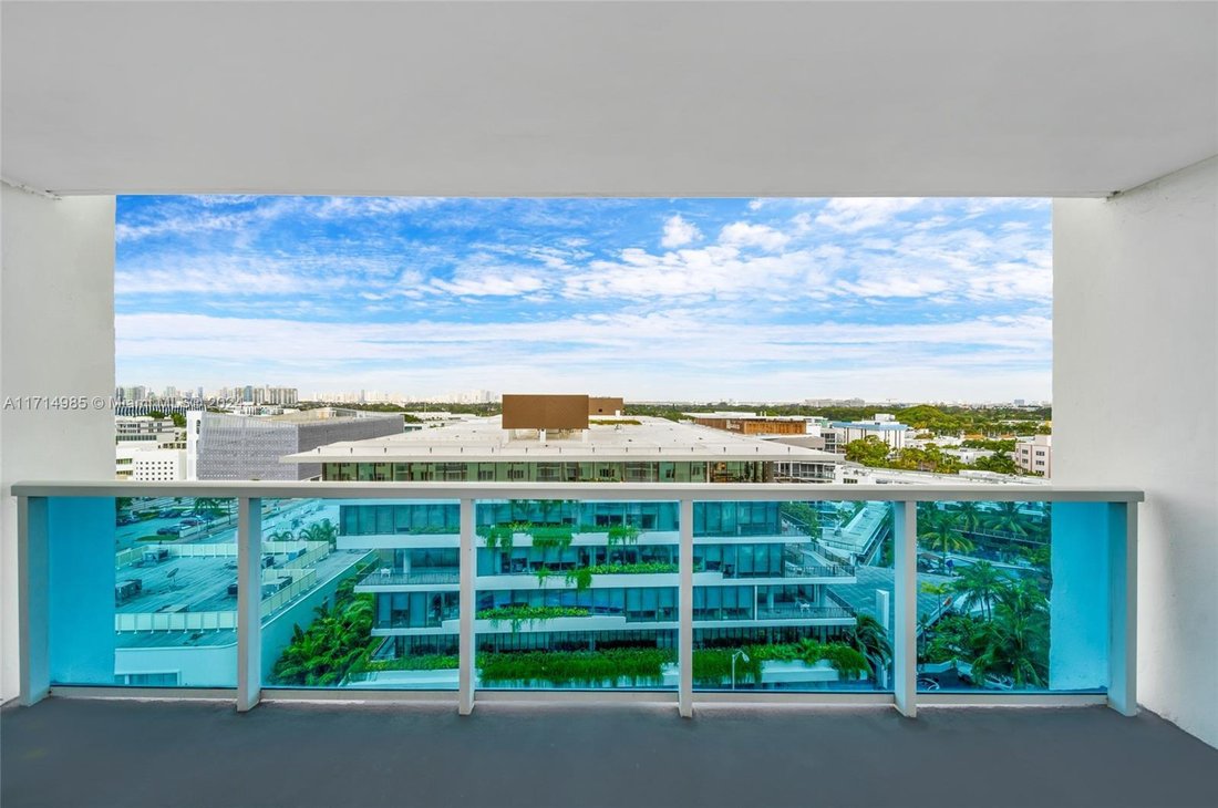Condo in Miami Beach, Florida, United States 2 - 17206076