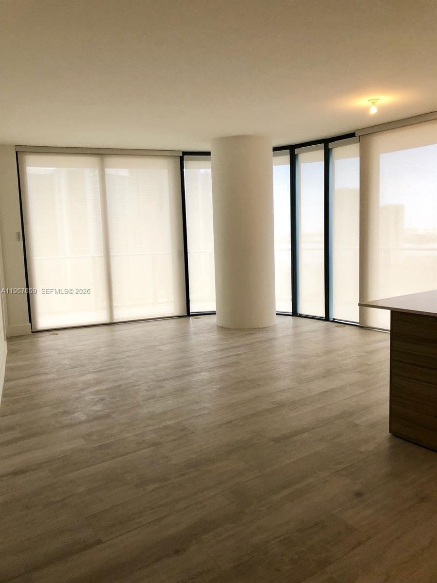 Condo in Miami, Florida, United States 5 - 17202992