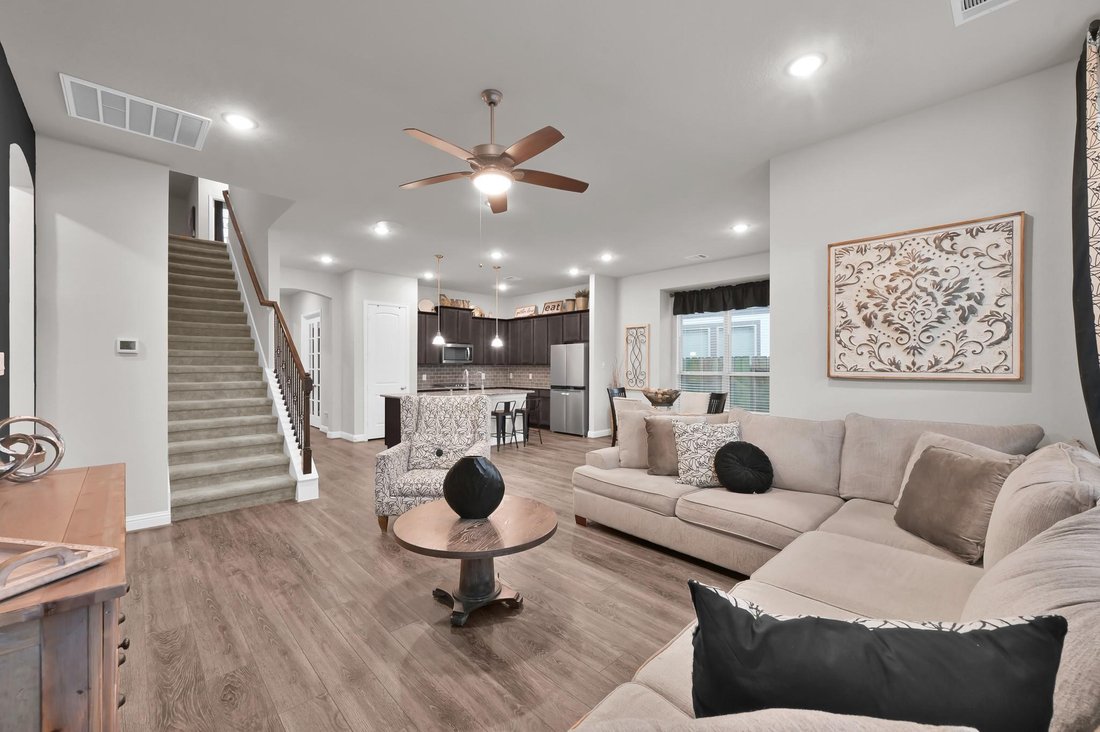 House in Conroe, Texas, United States 3 - 17209106