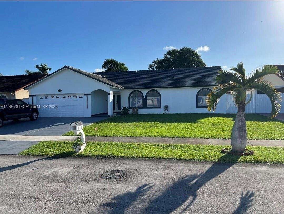 House in Miami, Florida, United States 1 - 17202792