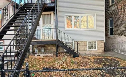 Apartment in Chicago, Illinois, United States 1