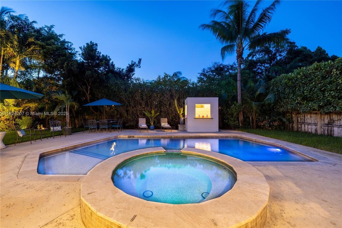 House in Miami, Florida, United States 5 - 17205725