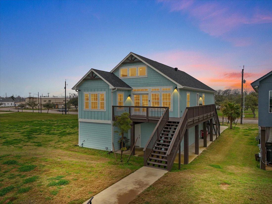House in Freeport, Texas, United States 5 - 17207818