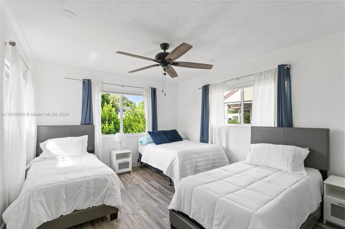 House in Miami, Florida, United States 5 - 17202290