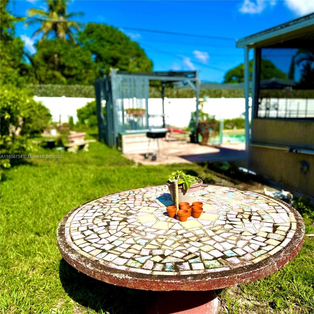 House in Miami, Florida, United States 3 - 17205054