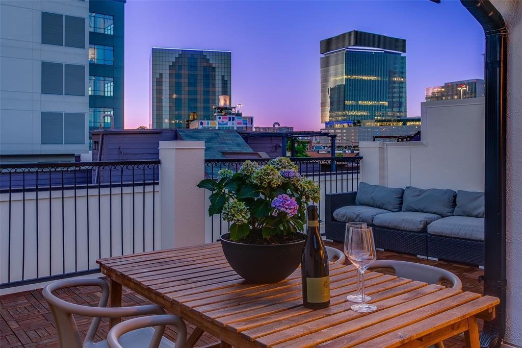 Townhouse in Dallas, Texas, United States 1 - 17212996