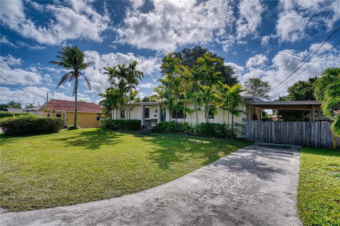 House in Miami, Florida, United States 4 - 17202694