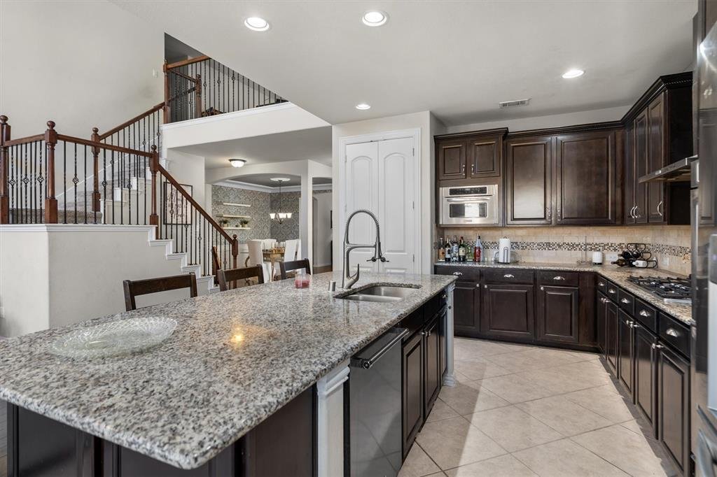 House in Grand Prairie, Texas, United States 5 - 17213806