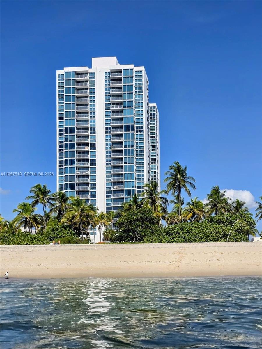 Condo in Miami Beach, Florida, United States 1 - 17204611