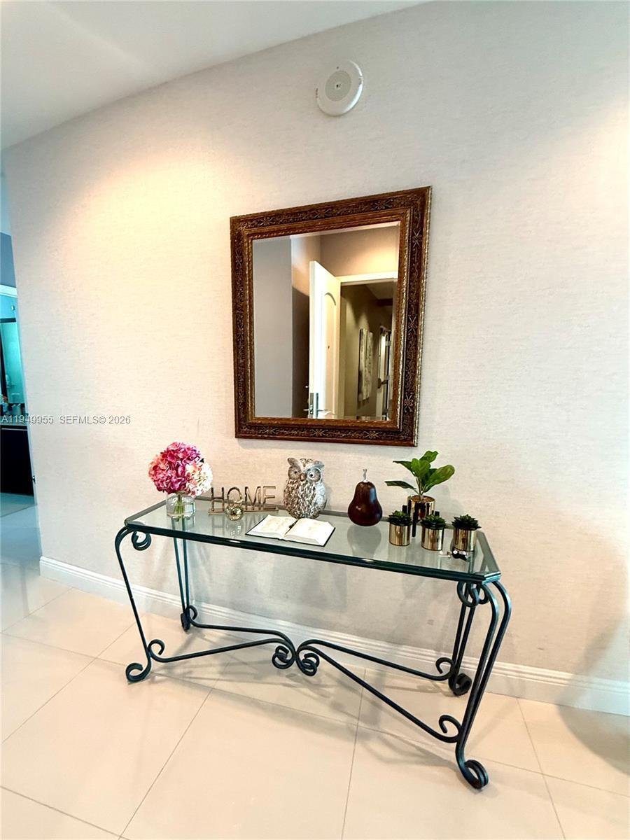 Condo in Miami Beach, Florida, United States 4 - 17202504